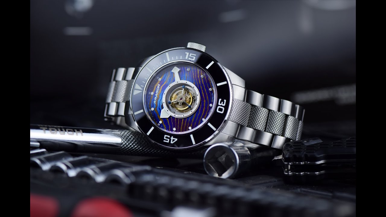 Aragon Divemaster Central Tourbillon Automatic.
