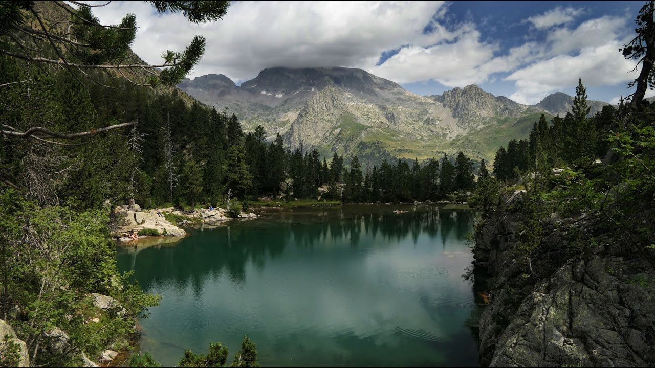 Valle de Estós Ibonet de Batisielles, Ibones de Escarpinosa Ibón Azul e Ibón Verde Valle de Benasque