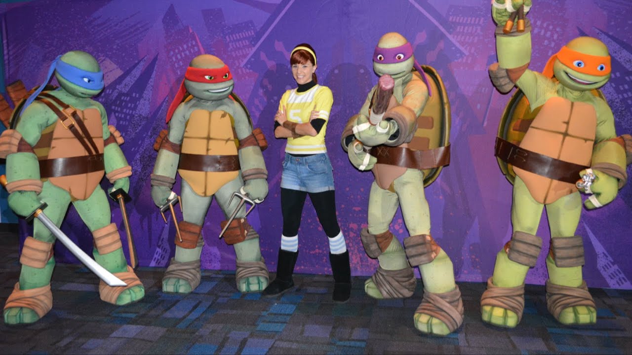 Teenage Mutant Ninja Turtles and April O'Neil Meet & Greet at Nickelodeon Suites Resort + Foot Clan