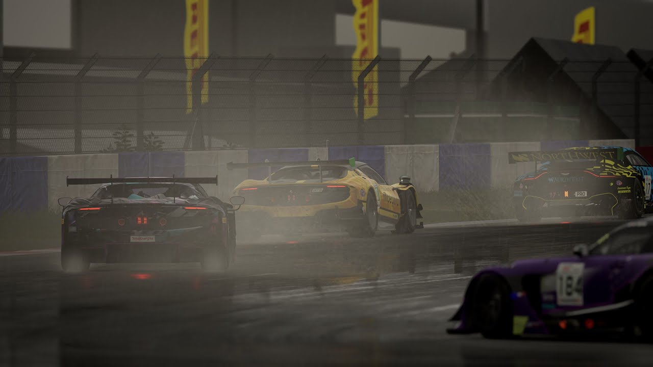 7 Этап DoningtonPark Ferrari 296