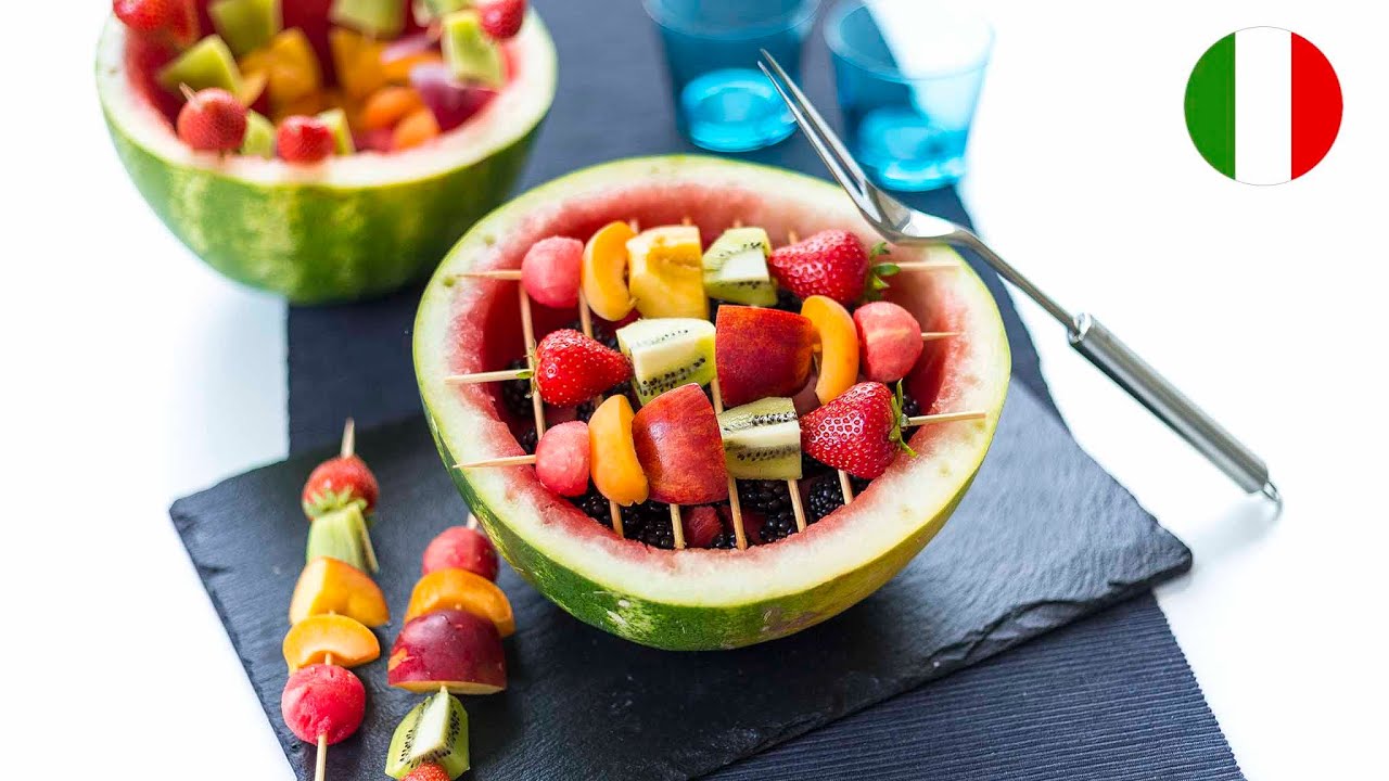Presentare e preparare gli spiedini di frutta