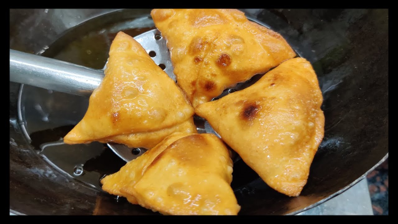 बाजार जैसे टेस्टी समोसे कैसे बनाए जाने इस रेसिपी के साथ | Crispy Samosa Recipe | Punjabi Samosa