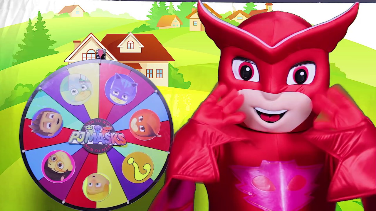 Ellie Plays Spin the Wheel Game with PJ Masks Owlette | Easy DIY Costume for Kids