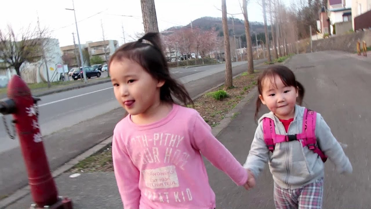 門限を守らない三姉妹