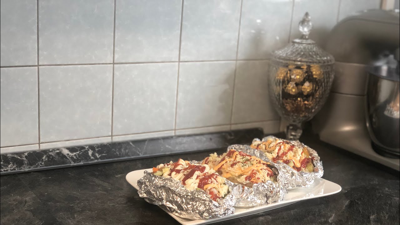 Patatas rellenas de feria / بطاطس بالفرن محشوة