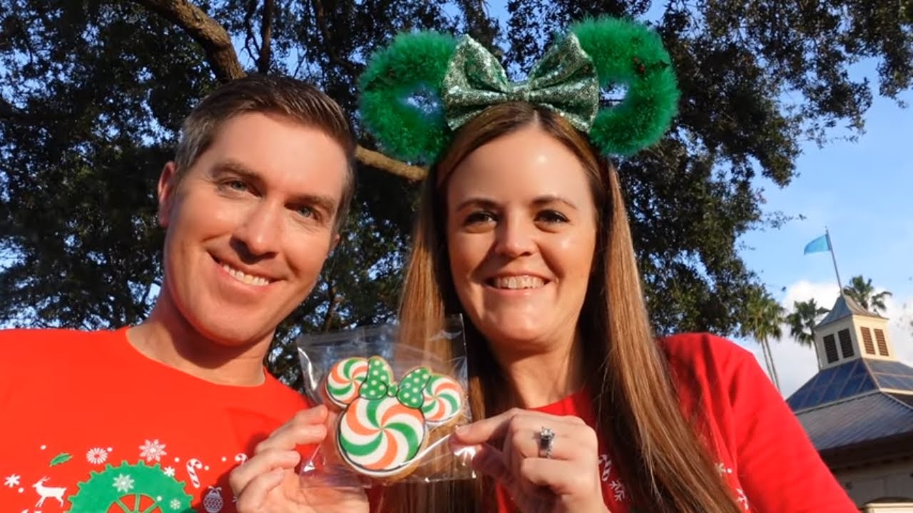 Trying Food From Epcot Festival of the Holidays - Walt Disney World 2020