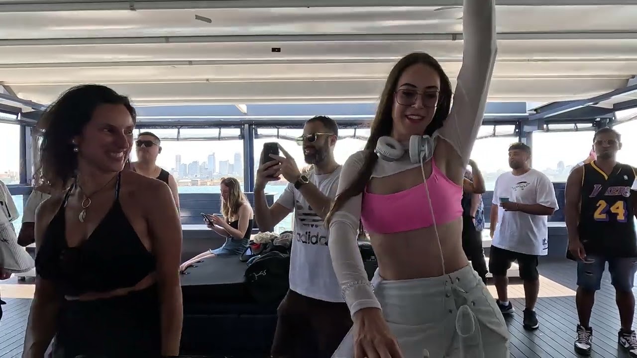 Soak City Boat Party | Sydney Harbour Party Cruise | Le Bleu