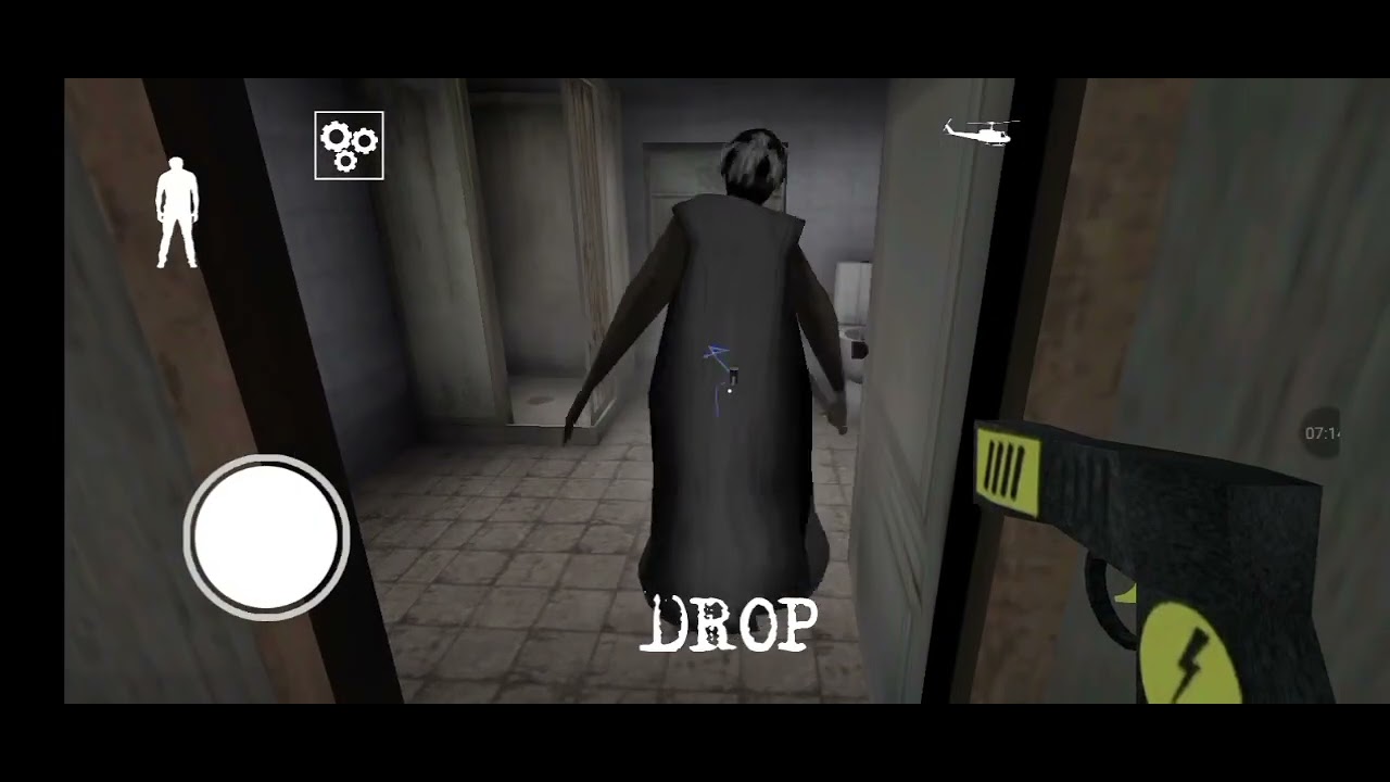 Intentando escapar en granny 2 sale mal 