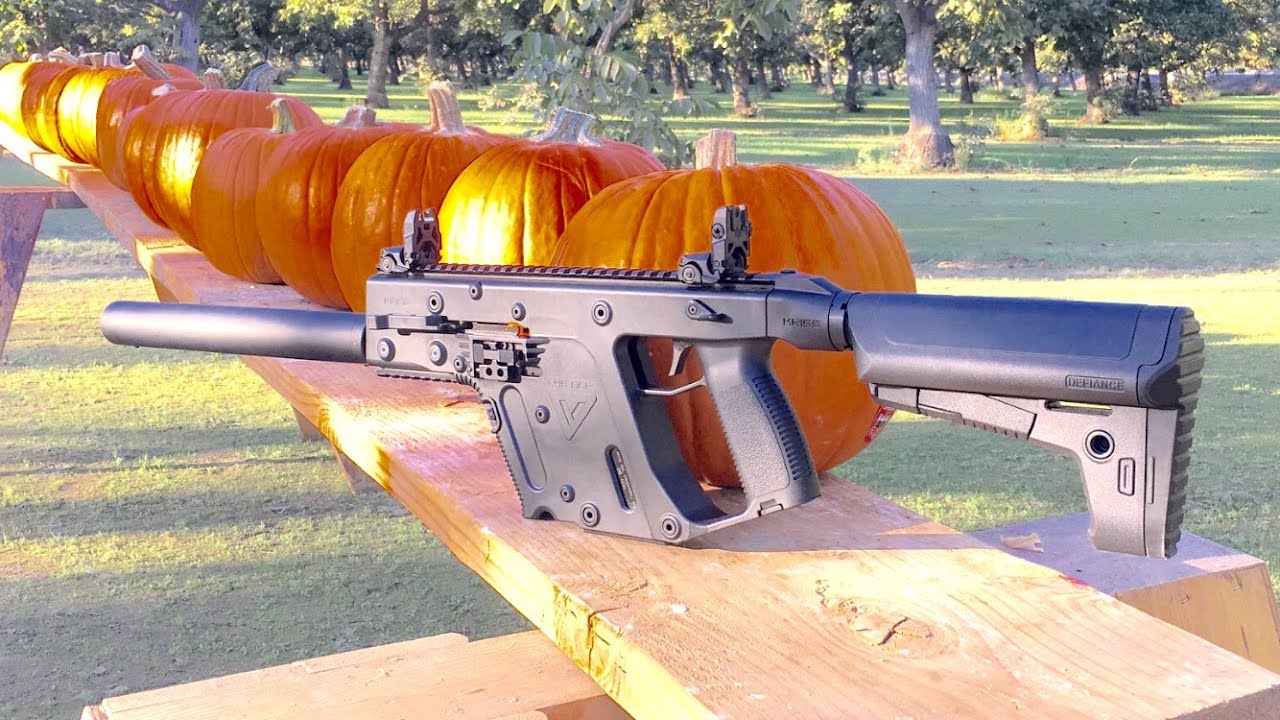 KRISS VECTOR VS PUMPKIN - 9MM VS 45 ACP