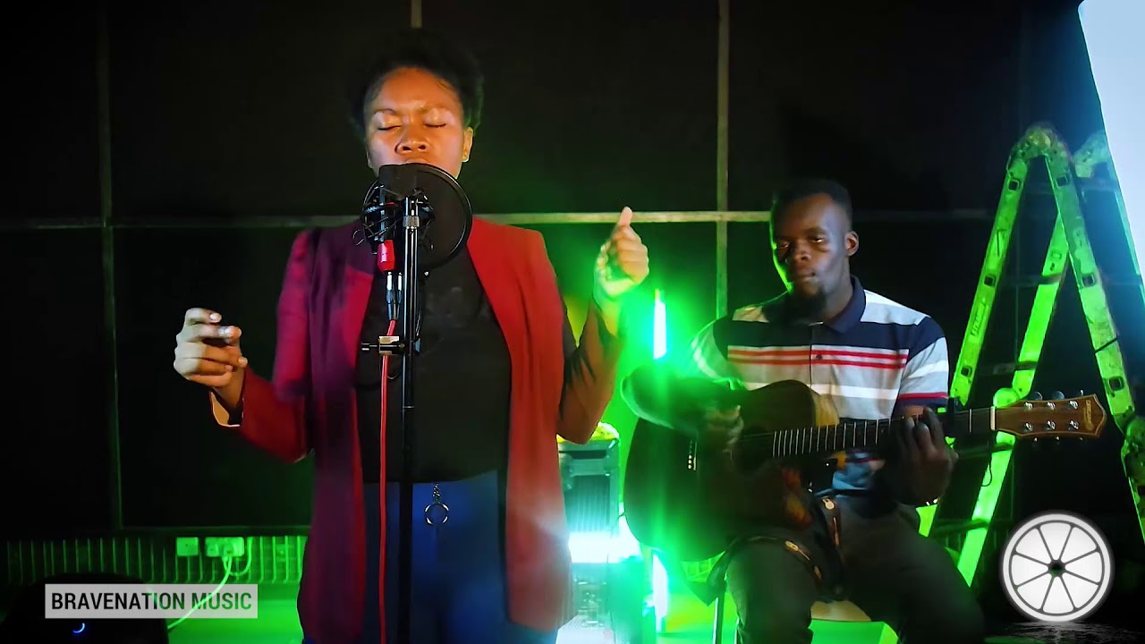 Ziyase X Mic - Chikondano (Live on The Plug) | Zambezi Juice