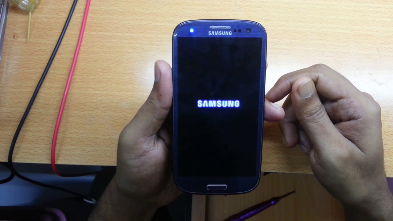 i9300 Hang on Logo & E:Failed to Mount efs Invalid Argument _ Solution 100%