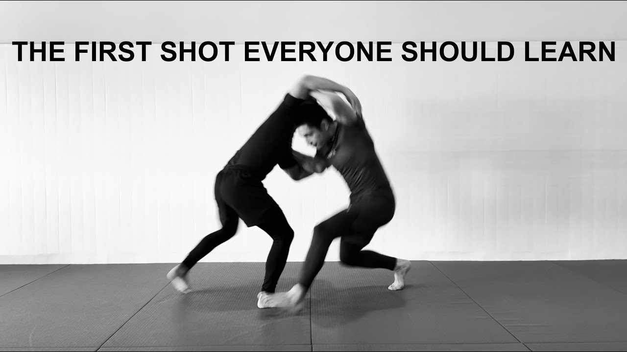 THE FIRST SHOT EVERYONE SHOULD LEARN. THE DUCK UNDER! 