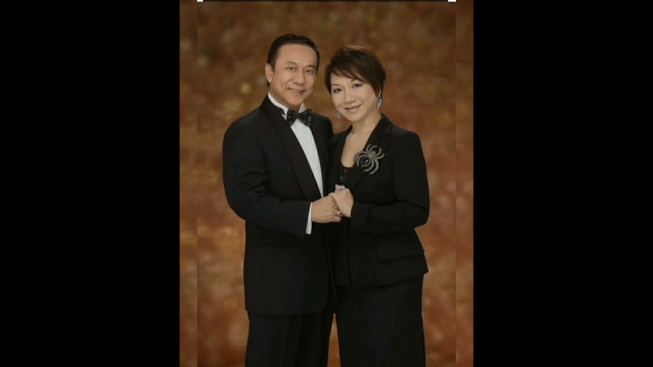 FOUNDR CROWN AMBASSADOR ANITA & CLEMENT FU  CD AMWAY ,STAR AWARD MUMBAI