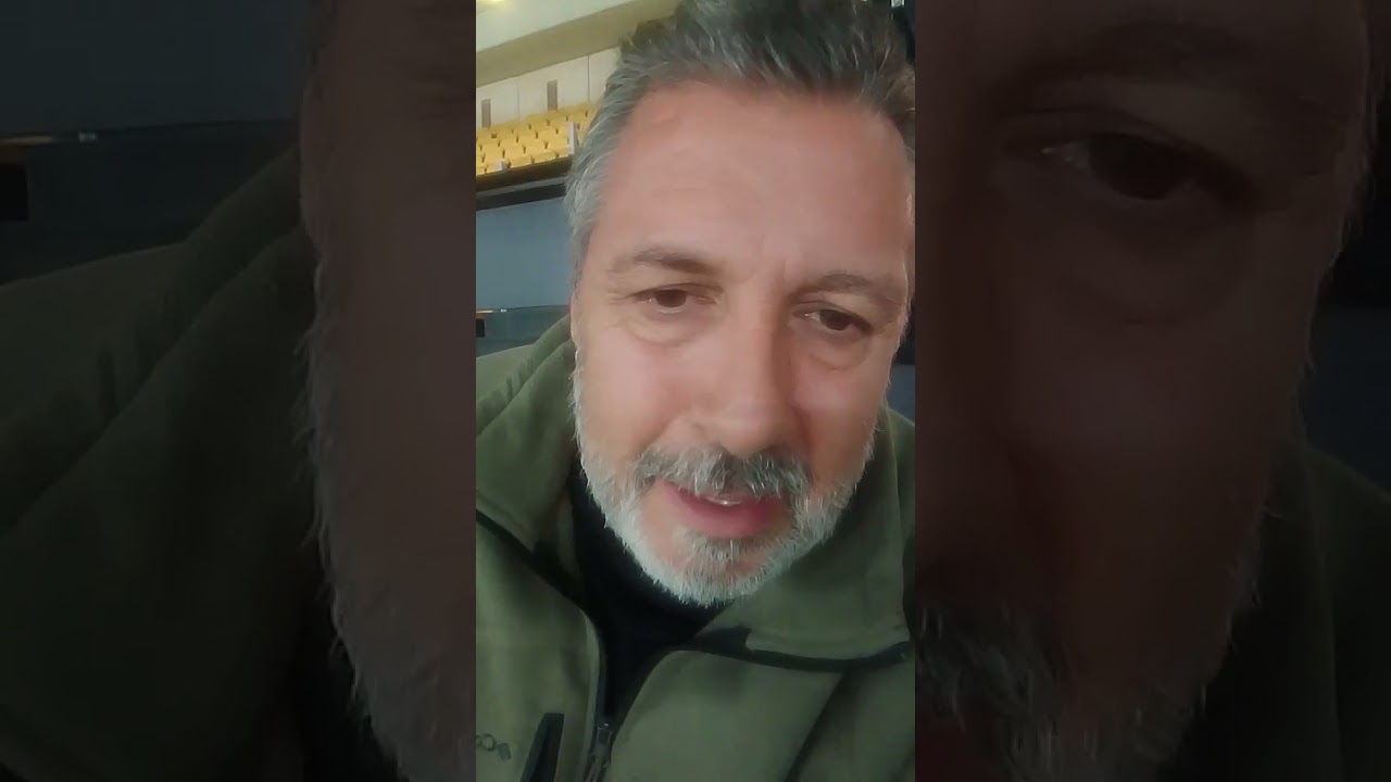 &Sigma;&chi;ό&lambda;&iota;&omicron; &Nu;&iota;&kappa;ό&lambda;&alpha; &Alpha;&gamma;&gamma;&epsilon;&lambda;ί&delta;&eta; &gamma;&iota;&alpha; &tau;&eta;&nu; &alpha;&pi;ί&theta;&alpha;&nu;&eta;... &iota;&sigma;&omicron;&pi;&alpha;&lambda;ί&alpha; &mu;&epsilon; &kappa;ά&pi;&omicron;&iota;&alpha; &Sigma;ά&mu;&rho;&omicron;&kappa; &Rho;ό&beta;&epsilon;&rho;&sigmaf;