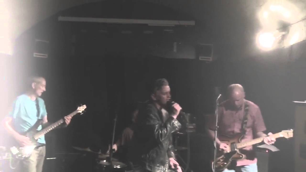 The Lemons - This Charming Man