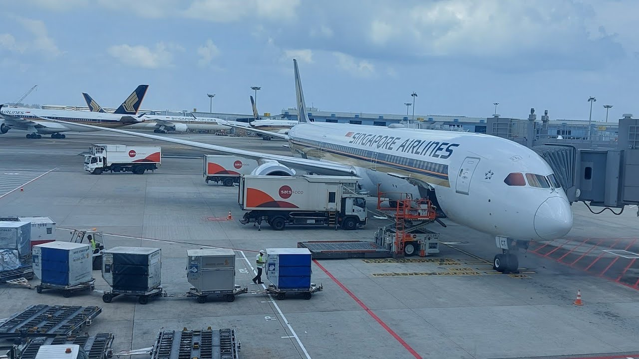 EP 45 : Flight review SQ714 SIN - BKK