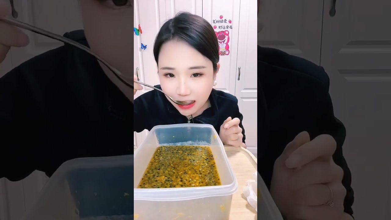 ASMR ice eating | Only YY ice dipped in passion fruit | Ice Lover