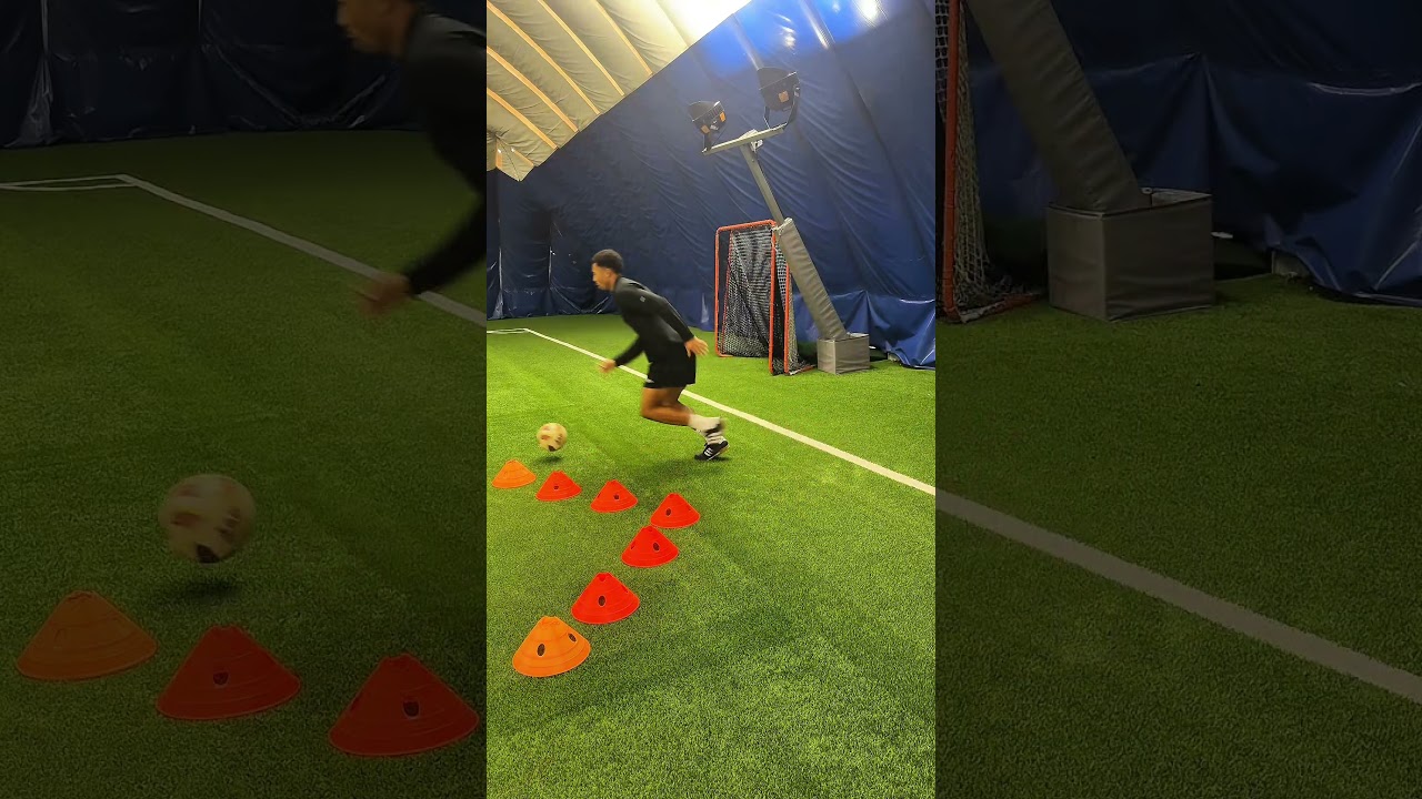 Stop rushing your first touch #soccerplayer #football #footballskillschallenge