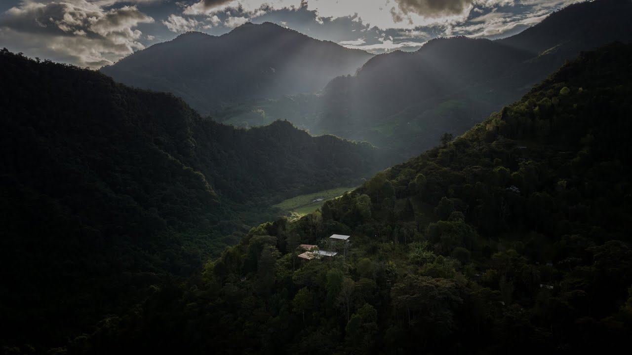 Travel Ecuador in 4K