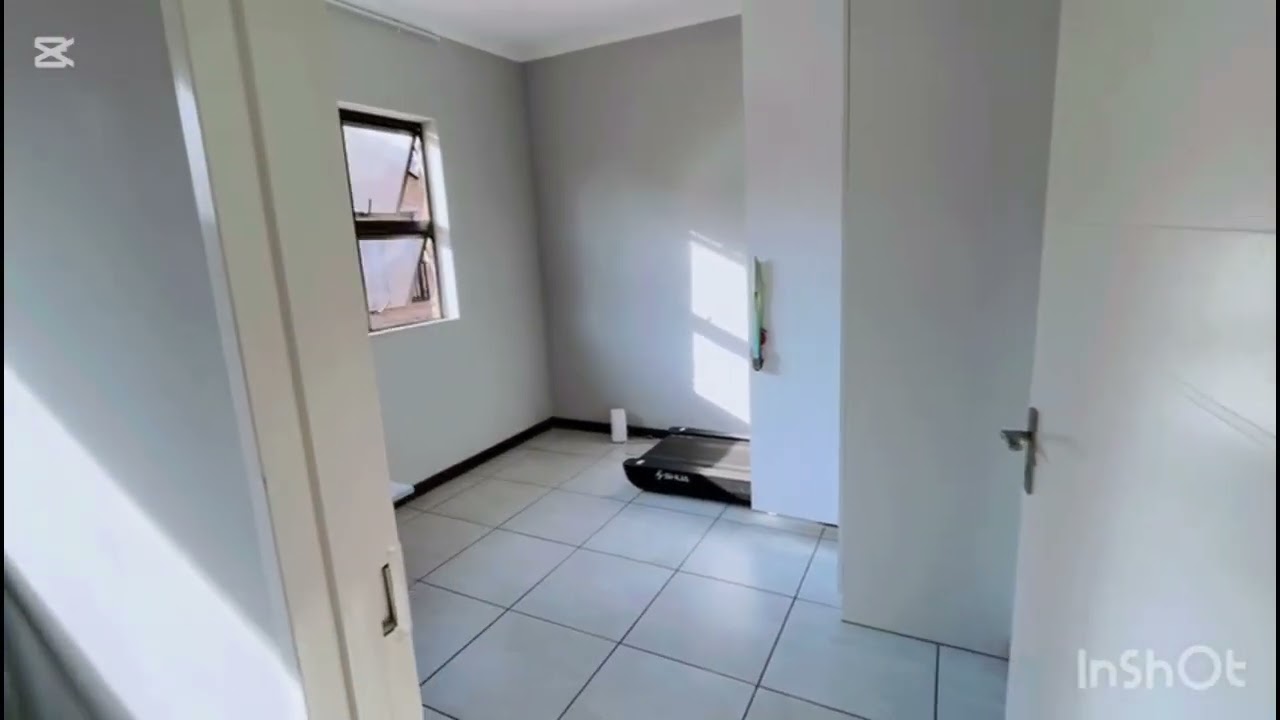 Brentwood Manor 3 beds 2 bath 1 Garage 1 carport 