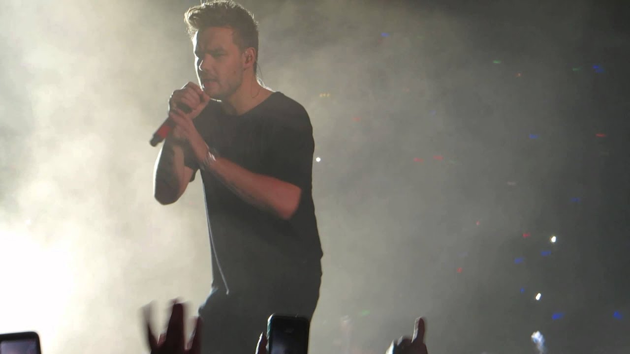 One Direction - Drag Me Down HD // Belfast 23.10.15