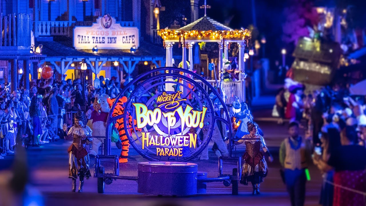 Mickey's Boo To You Halloween Parade 2022