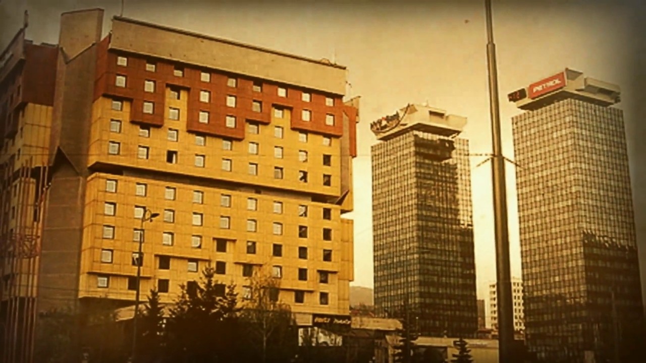 SFRJ ZA POČETNIKE - Momo i Uzeir