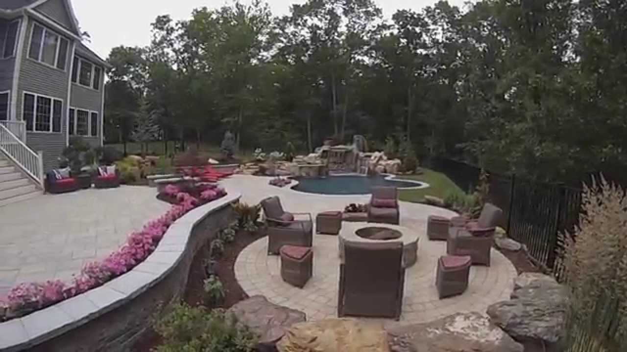 Scovill's Backyard Makeover Time Lapse '14