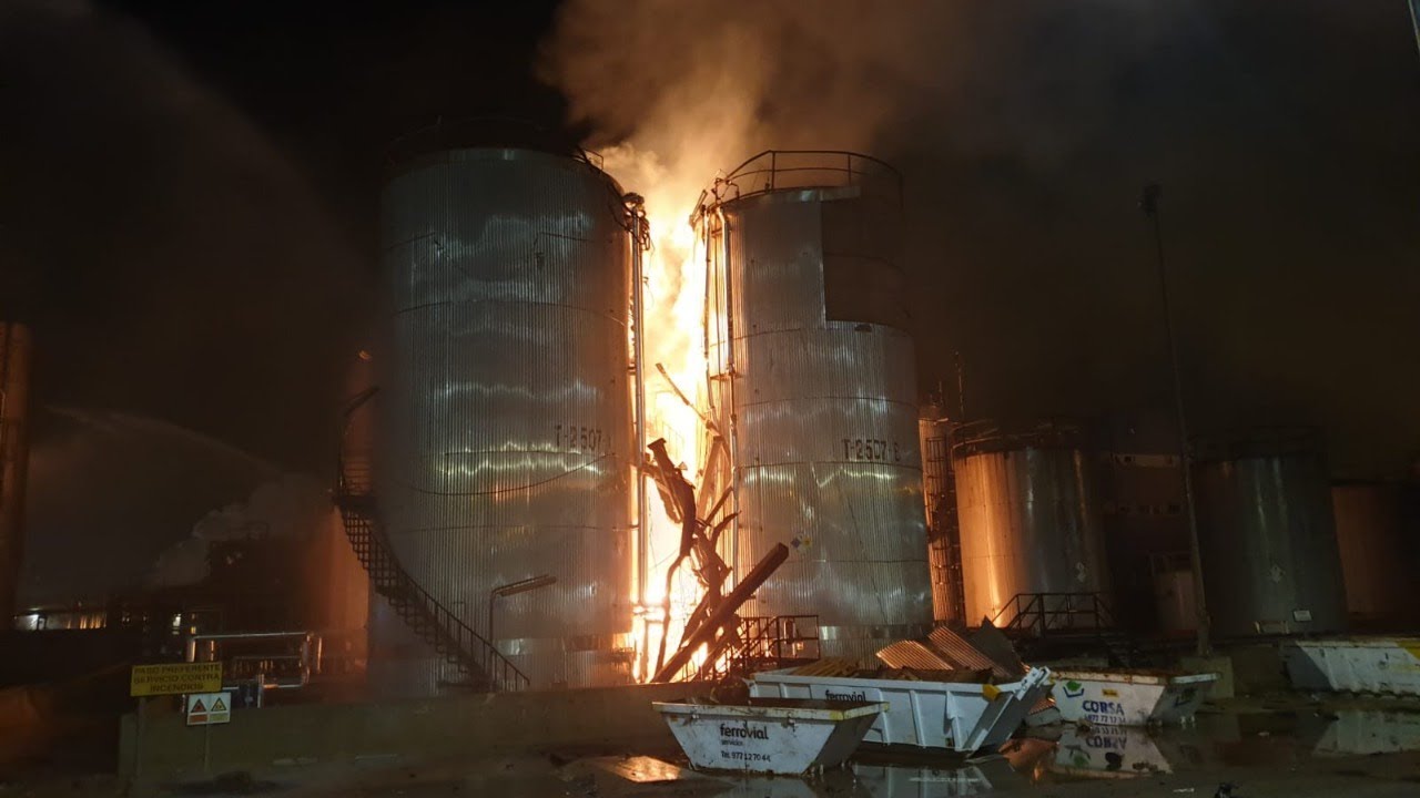 🔴 23h - NOTÍCIES - Greu accident a la petroquímica de Tarragona
