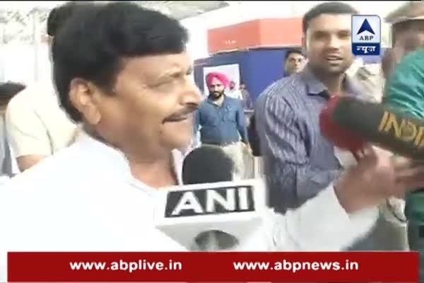 Shivpal Yadav reaches Delhi to meet Mulayam Singh Yadav