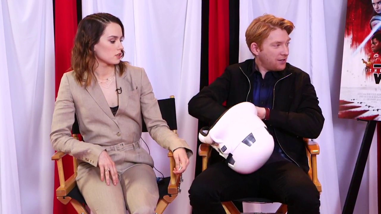 Daisy Ridley, Rian Johnson, Kelly Marie Tran & Domhnall Gleeson 'The Last Jedi' QnA (2017)