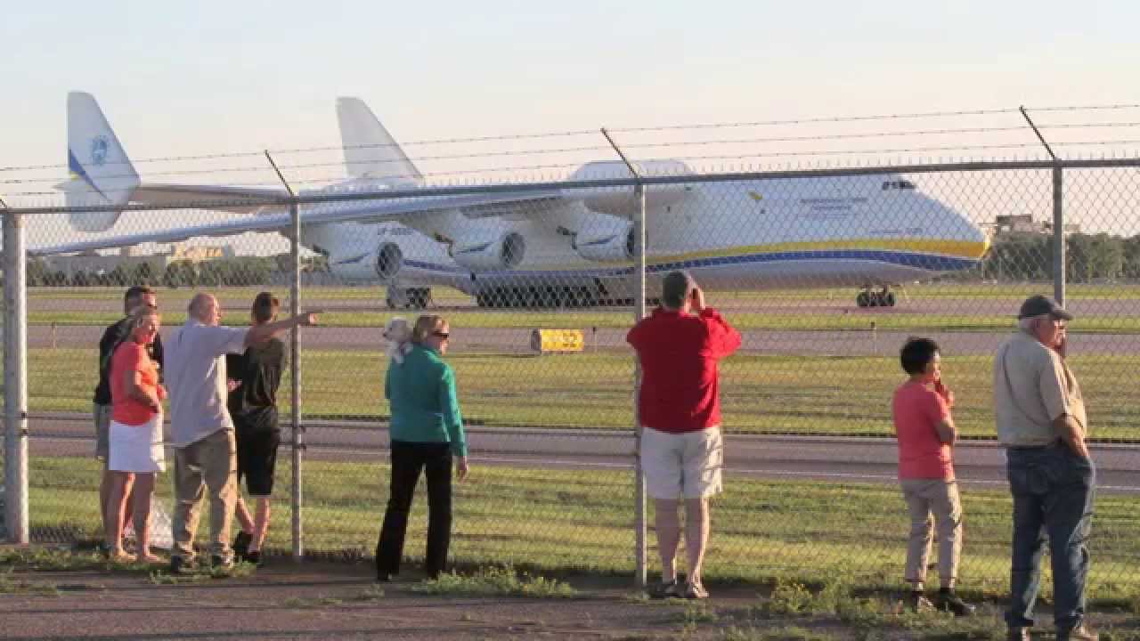 Antonov 225 Minneapolis take off - July 2, 2014