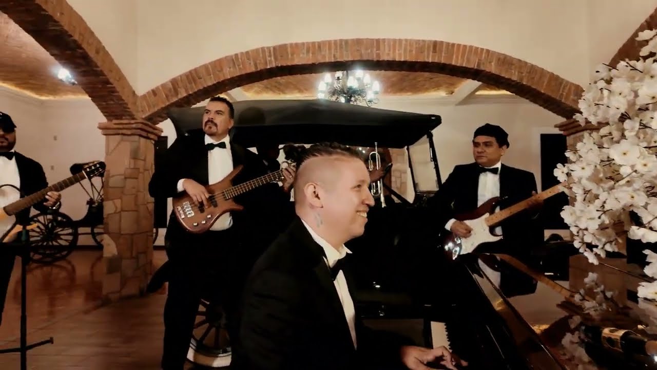 Los Falcons - El Pirata - Video Oficial