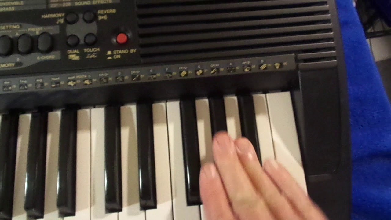 Yamaha PSR-225