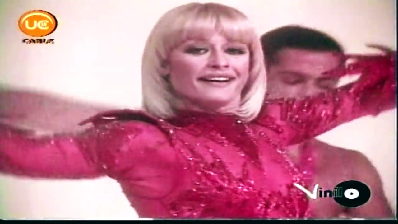 Raffaella Carra - Caliente Caliente