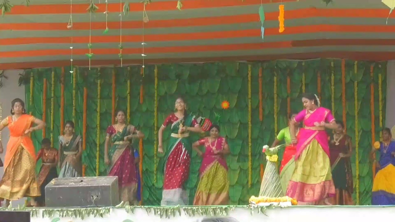 Sankranthi Sambaraalu ( Ethnic Day) Loyola Public School, Nallapadu