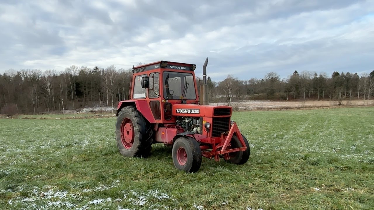 Köp Veterantraktor Volvo BM 2650 på Klaravik