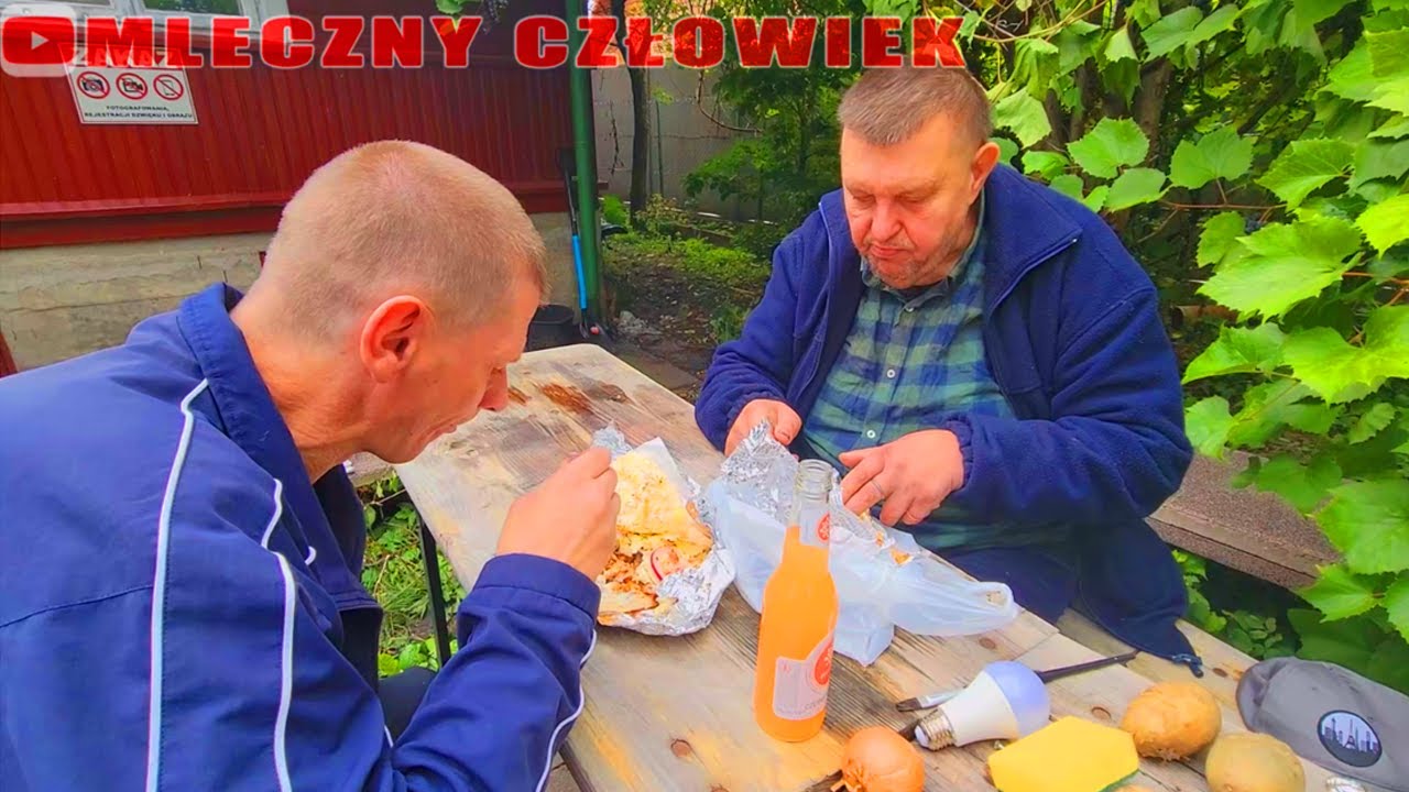 Uczta Boża na podwórku