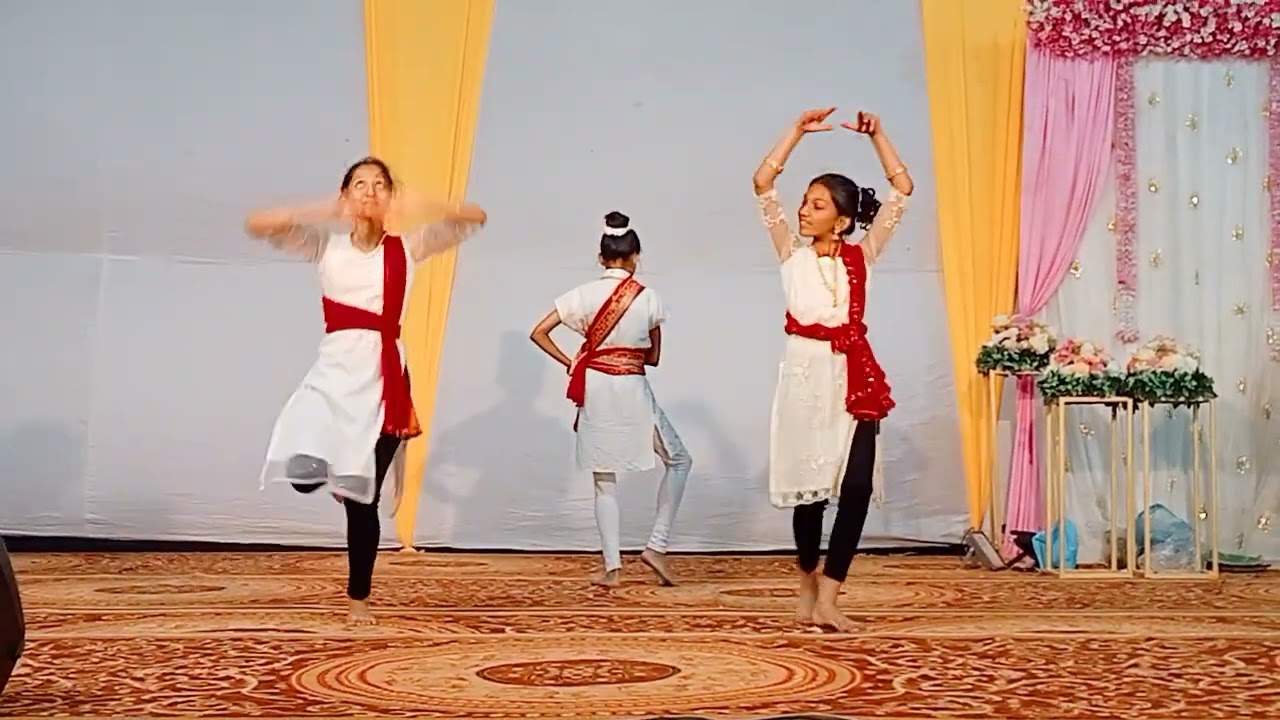 Fusion dance.. by Princy, Avni & Vrushali 