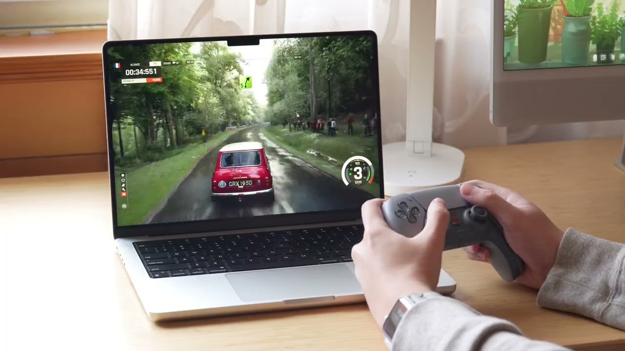 「黑貓」Mac 遊戲體驗再進化：CrossOver 26 搭配 M5 體驗更佳
