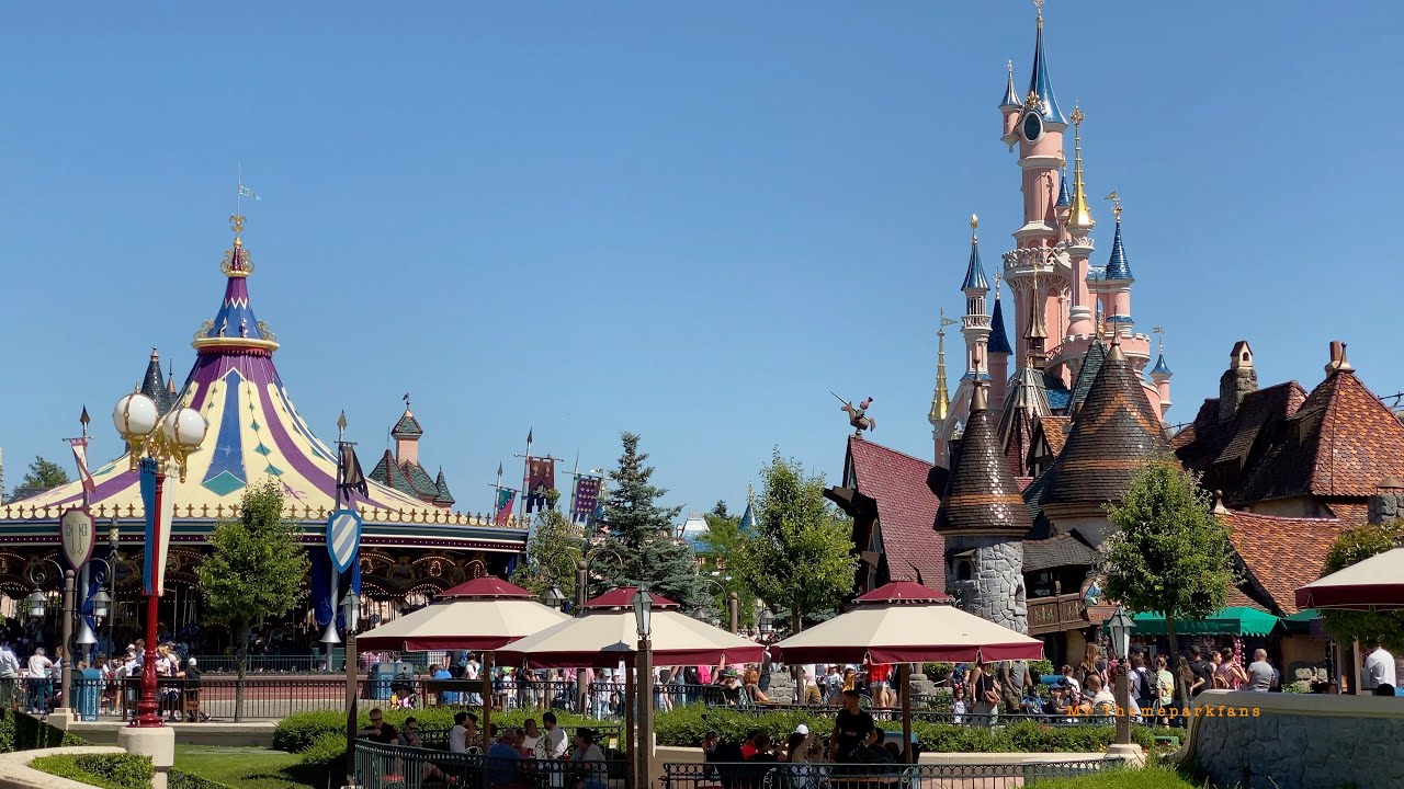 Een zomerdag in Disneyland paris vlog summer 2022. :)