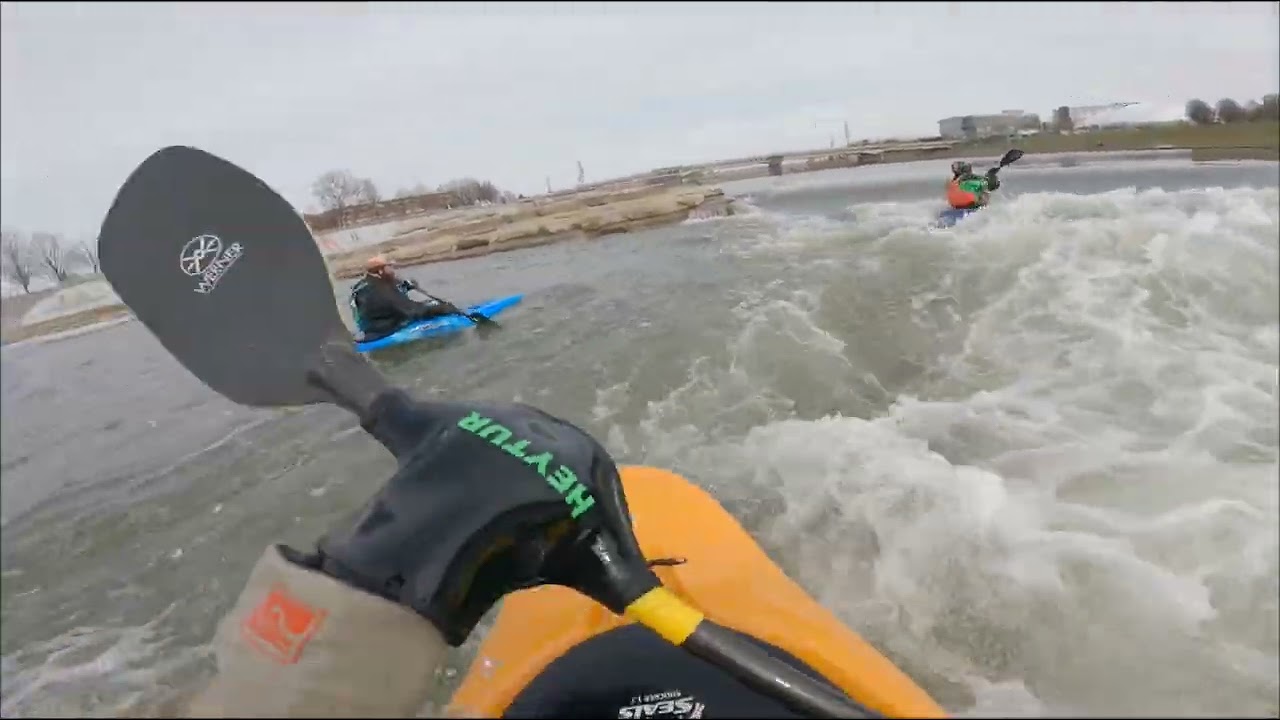 Riverscape trying to surf bad rolls and swims 12/24/25