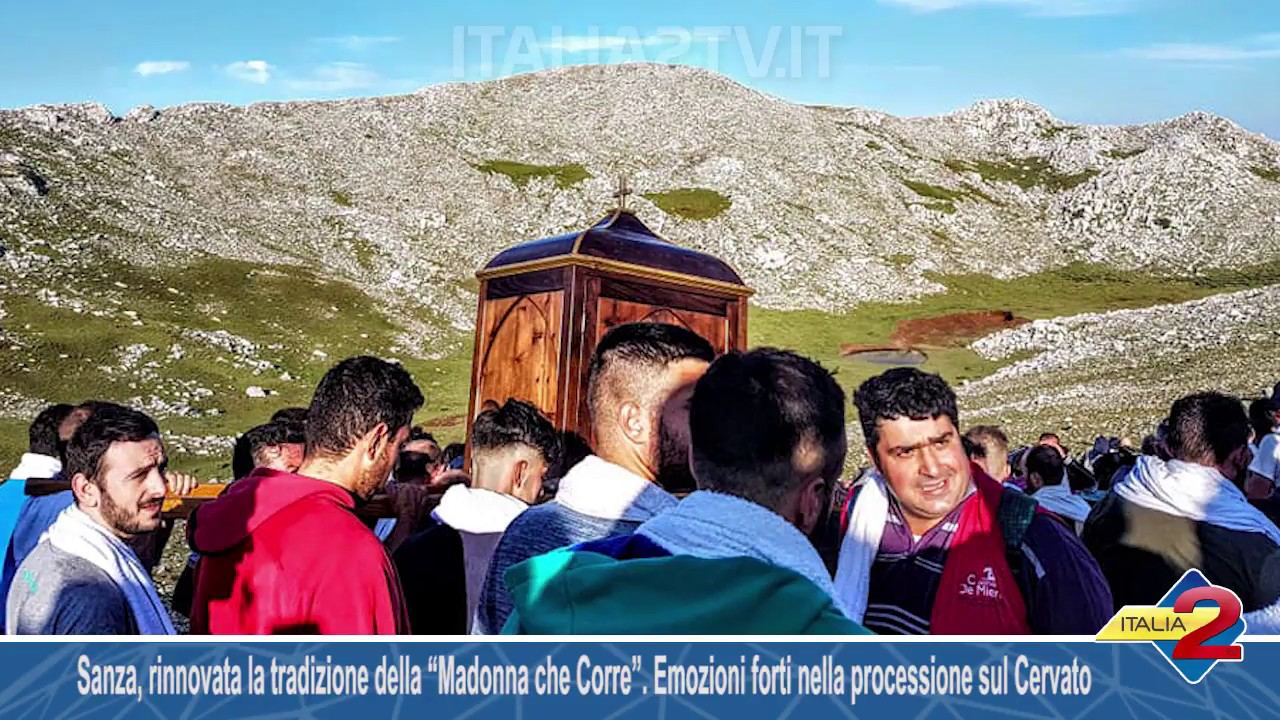 Sanza, rinnovata la tradizione della “Madonna che Corre”. Emozioni forti sul monte Cervato