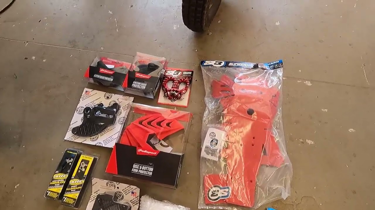 2022 Rieju MR200 Hard parts from s3, bullet proof design, polisport and more