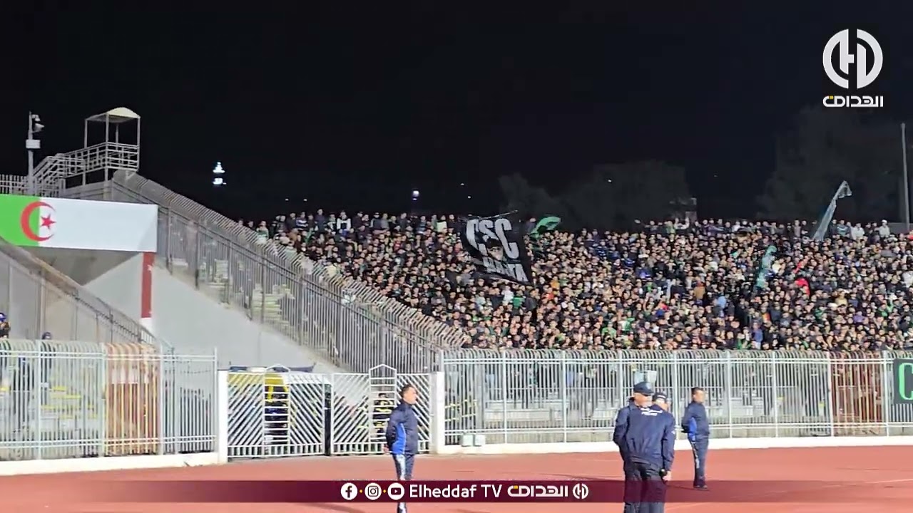 شـــاهد.. أنصار النادي الرياضي القسنطيني صنعوا أجواء رهيبة في المدرجات 🟢⚫️