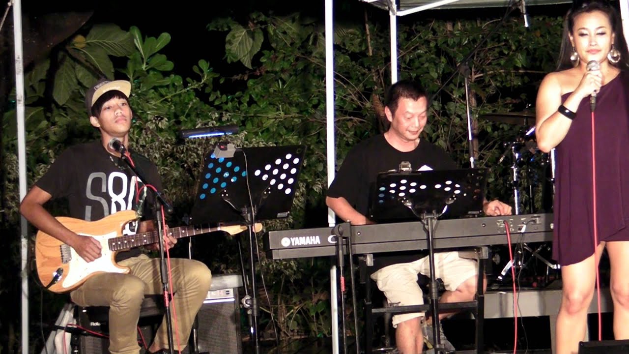 紀曉君／2 難得+彩虹+故鄉Puyuma+Santa Lucia (鐵花村 2012.06.02.)