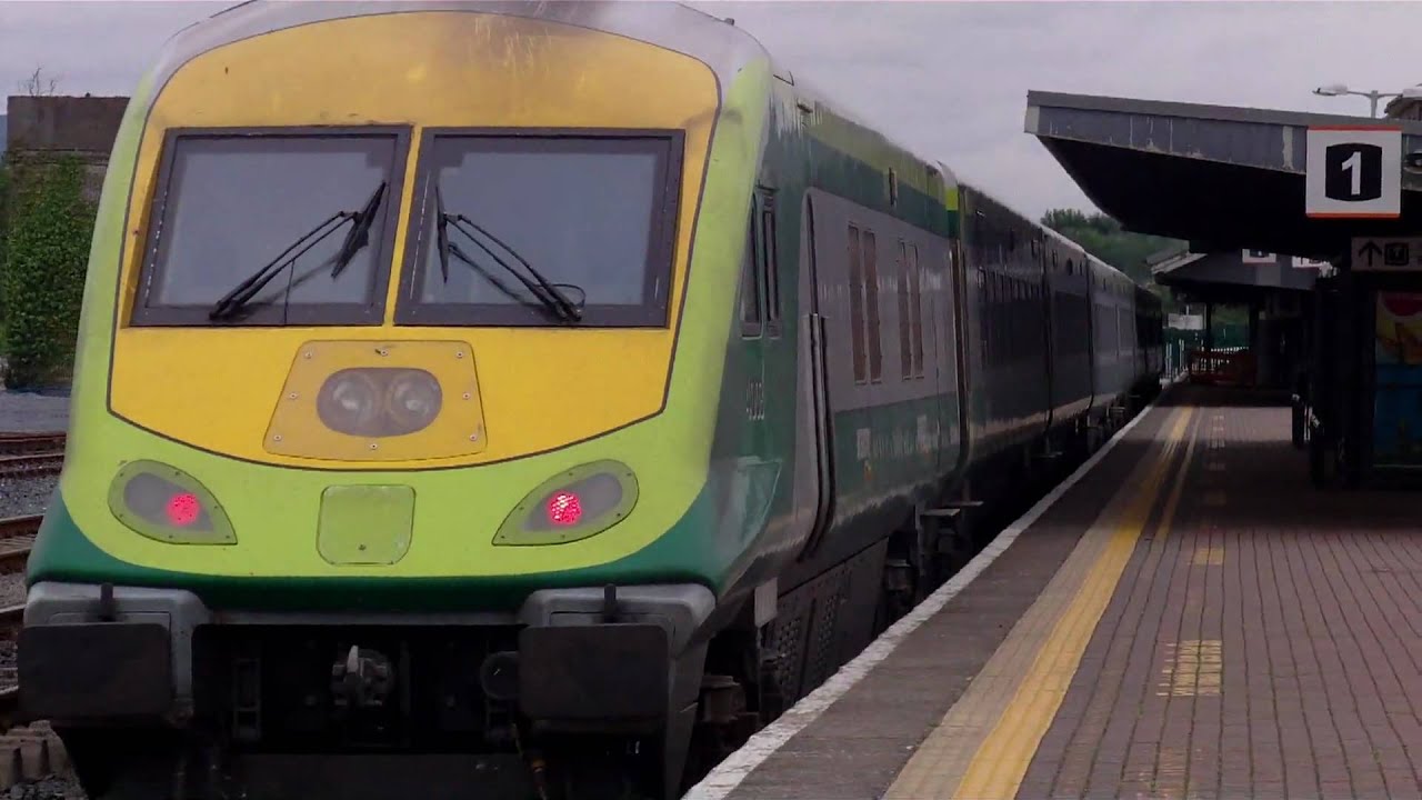 Limerick Junction HD-Mk4 departs for Cork