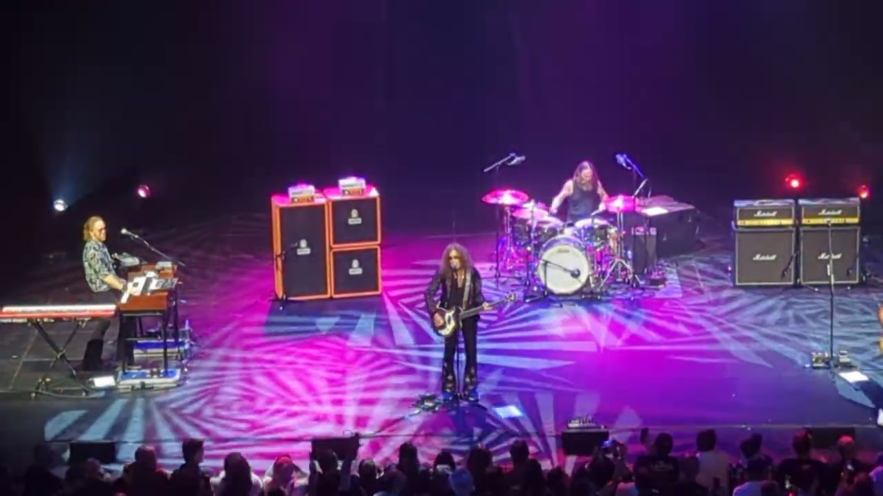 Glenn Hughes - Burn / Performs Deep Purple Classics Live (Dubai, 19 Oct 2024)