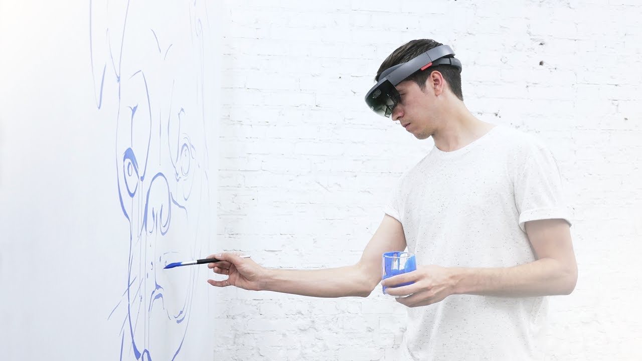 SketchAR for Hololens. Start drawing easily using mixed reality.