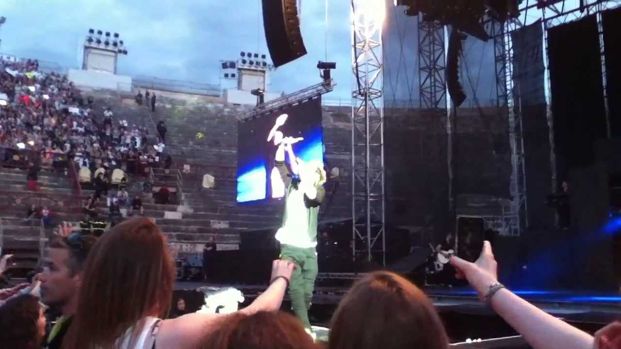 More than this, one direction Verona 19-05-13
